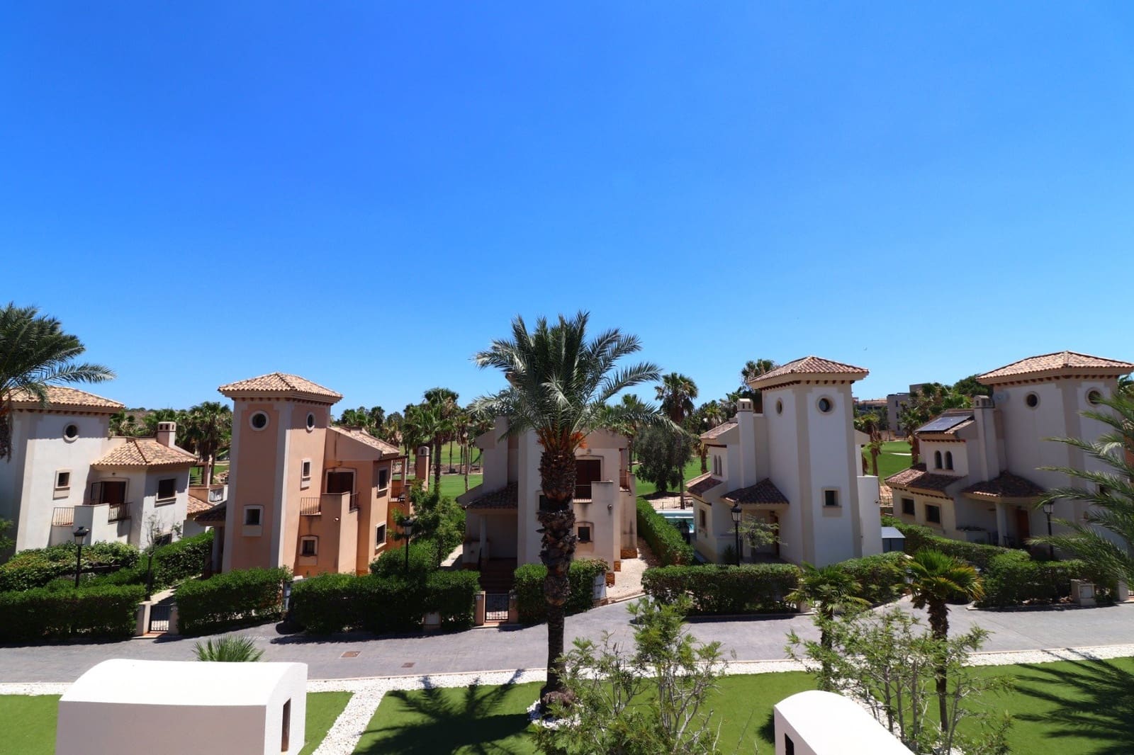 3 sovrum Semi-fristående Villa till salu i Algorfa med pool garage - 235 000 € (Ref: 9950171)