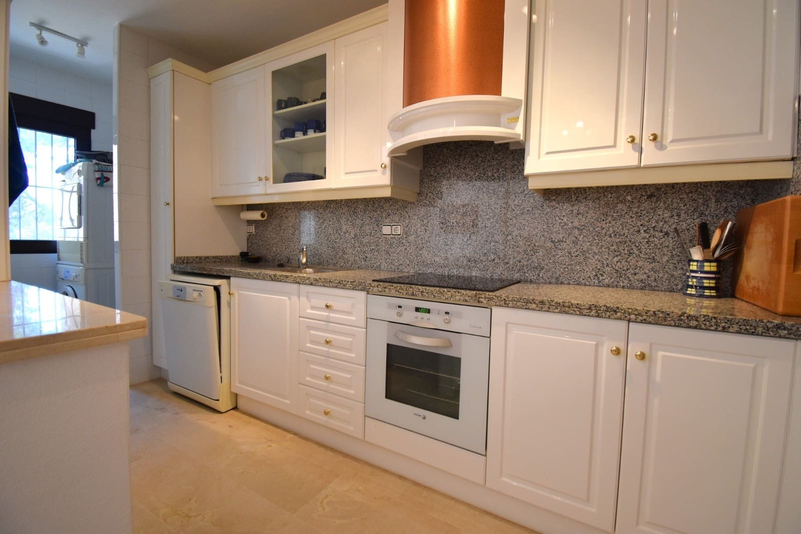 3 bedroom Apartment for sale in Campoamor with pool - € 275,000 (Ref: 9964310)