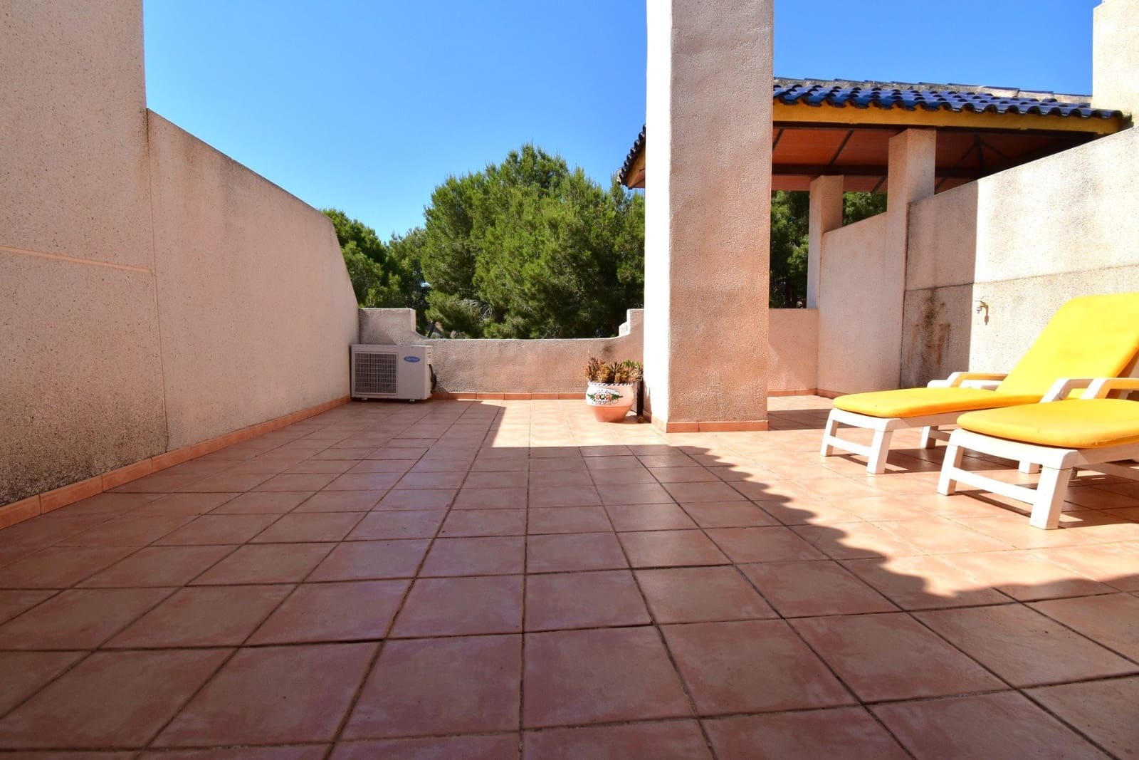 3 bedroom Apartment for sale in Campoamor with pool - € 275,000 (Ref: 9964310)