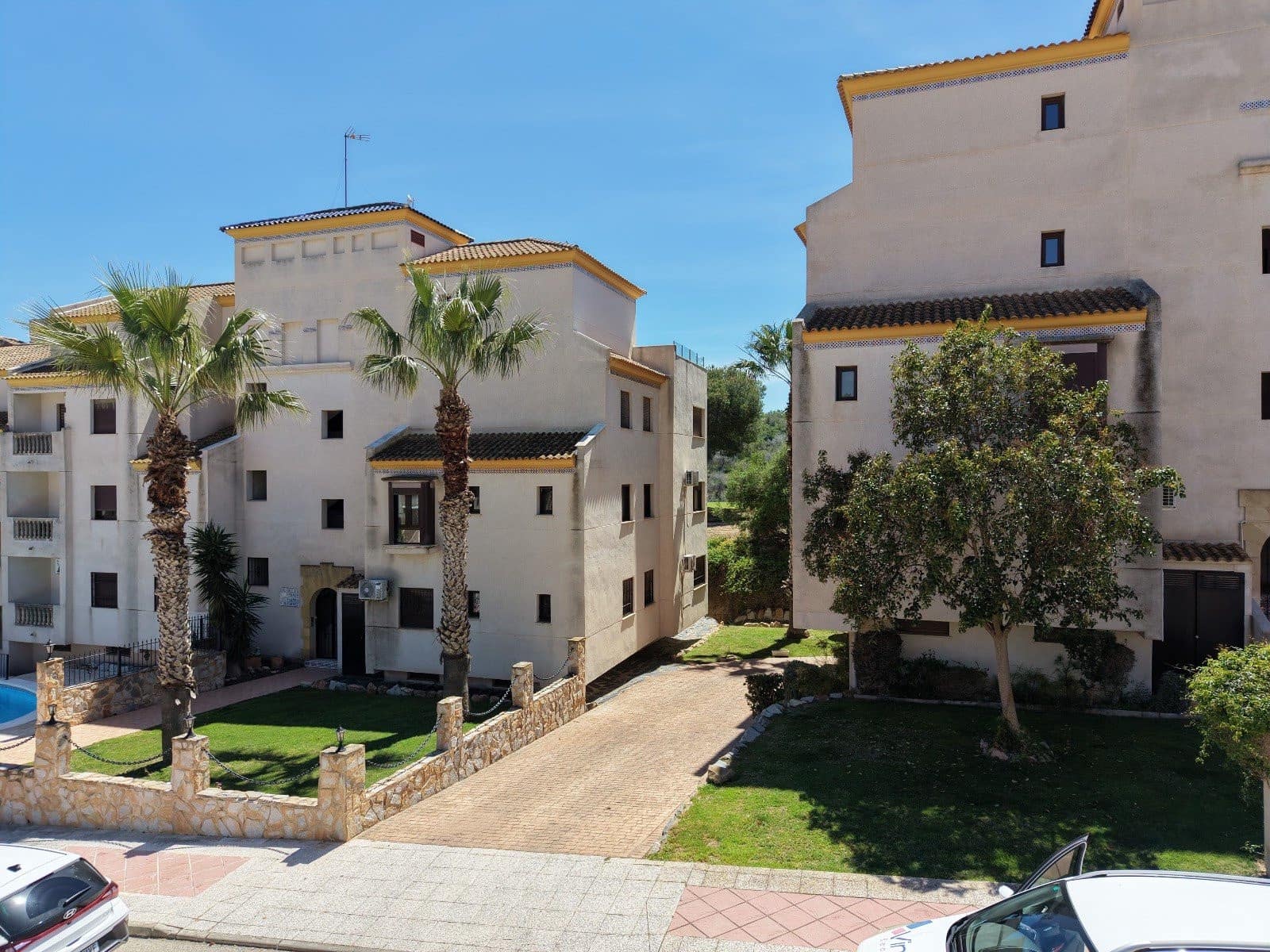 3 bedroom Apartment for sale in Campoamor with pool - € 275,000 (Ref: 9964310)