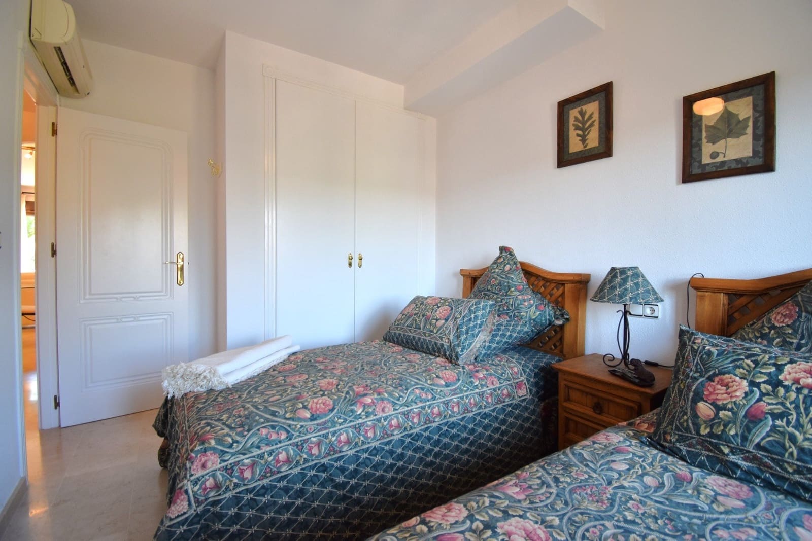 3 bedroom Apartment for sale in Campoamor with pool - € 275,000 (Ref: 9964310)