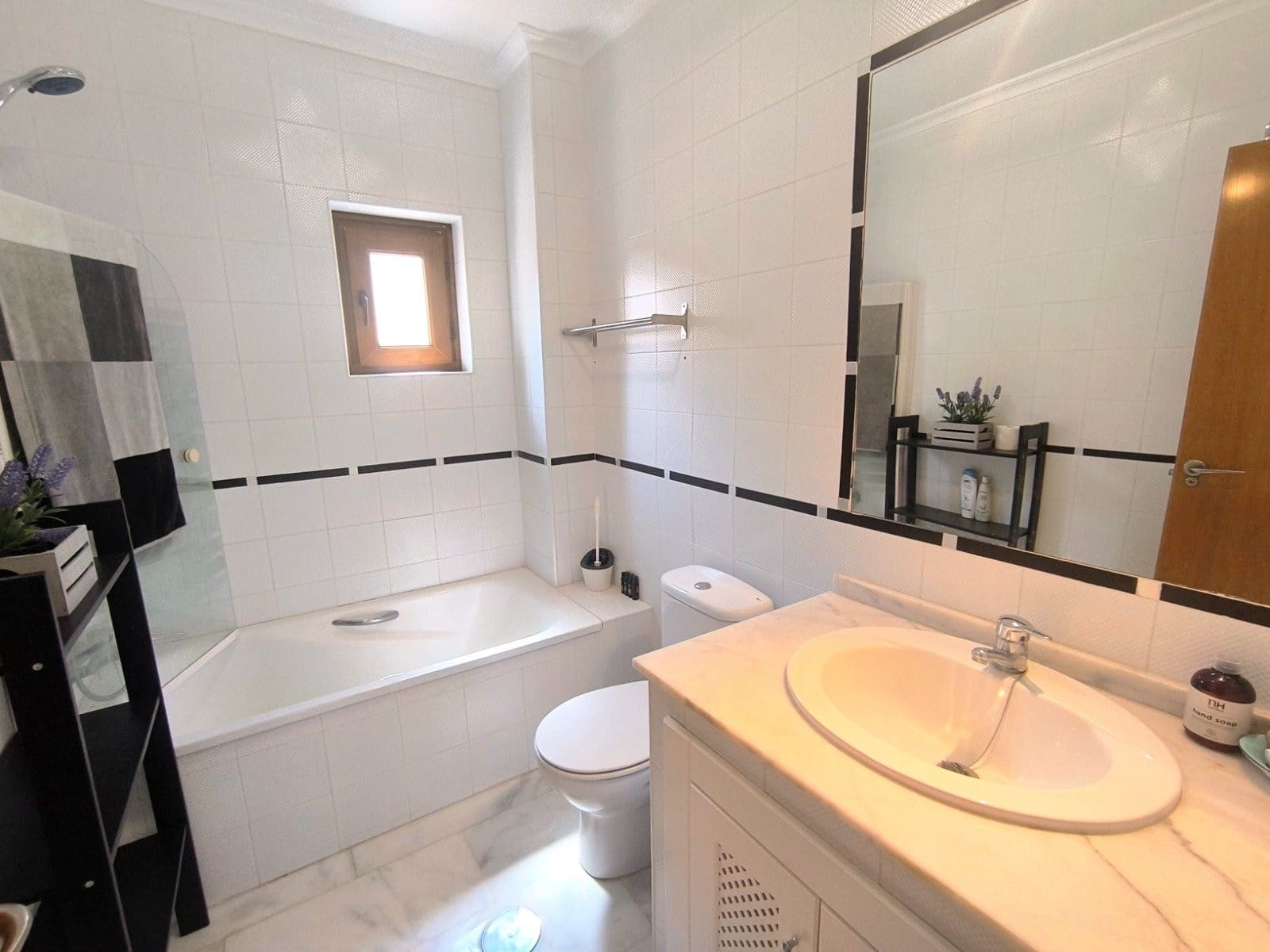 2 slaapkamer Appartement te koop in Algorfa met zwembad garage - € 189.950 (Ref: 9986197)