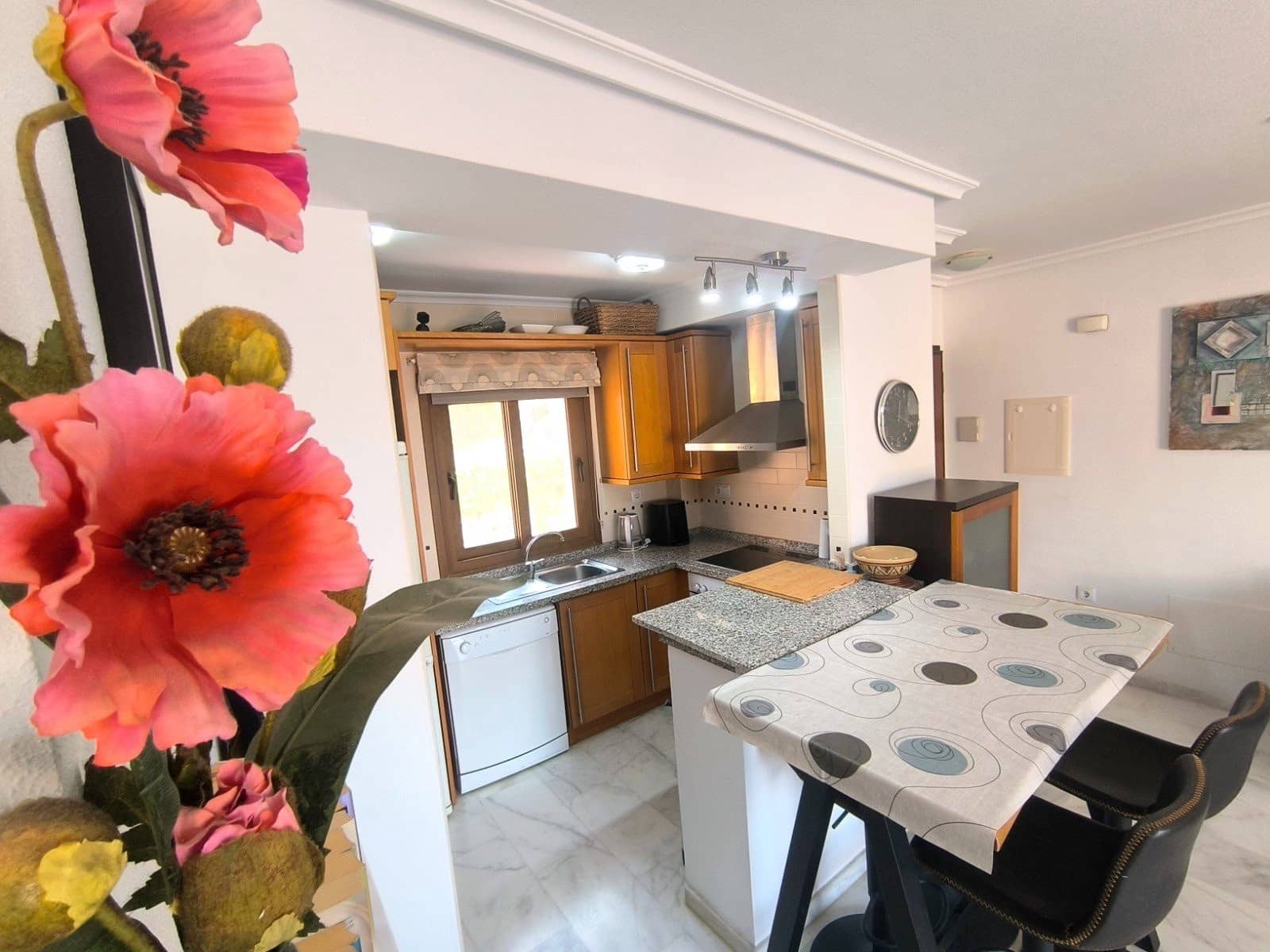 2 slaapkamer Appartement te koop in Algorfa met zwembad garage - € 189.950 (Ref: 9986197)