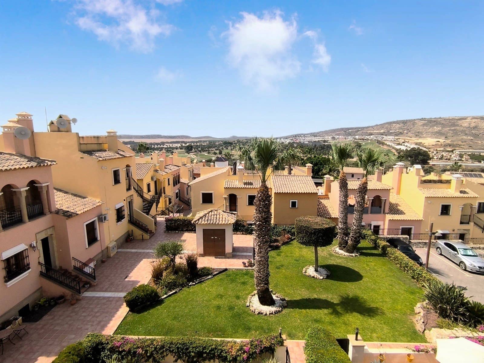 2 slaapkamer Appartement te koop in Algorfa met zwembad garage - € 189.950 (Ref: 9986197)