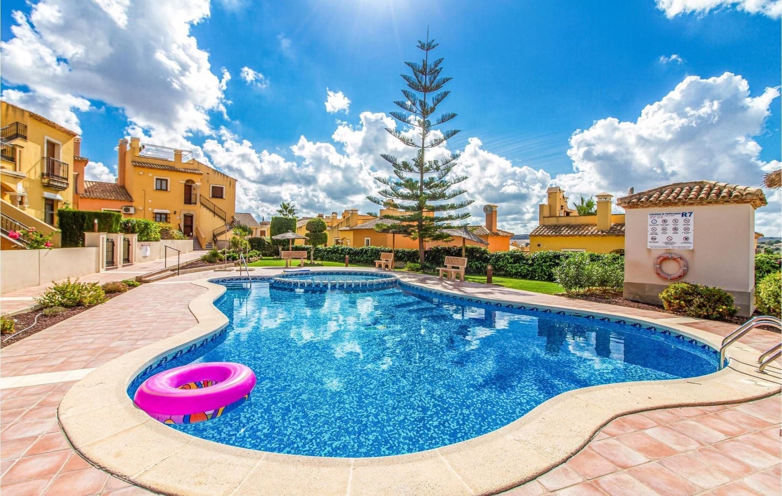 2 slaapkamer Appartement te koop in Algorfa met zwembad garage - € 189.950 (Ref: 9986197)