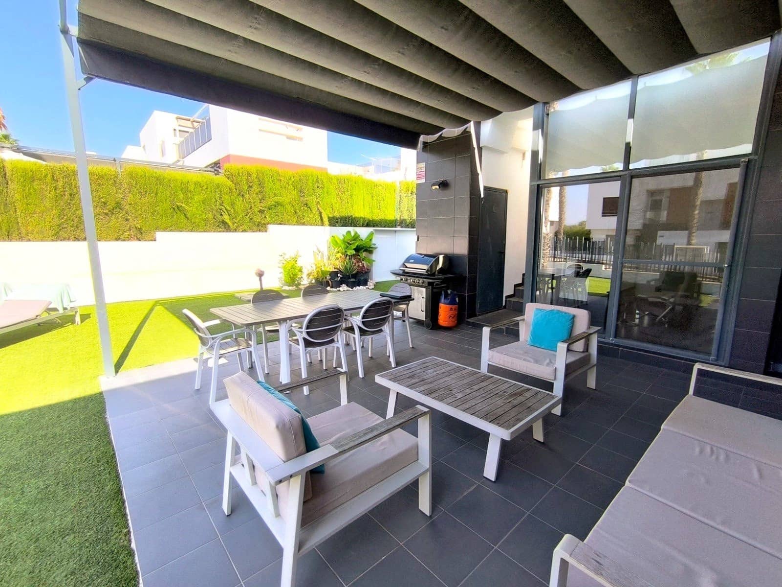 2 sypialnia Apartament na sprzedaż w Algorfa z basenem garażem - 285 000 € (Ref: 9995950)