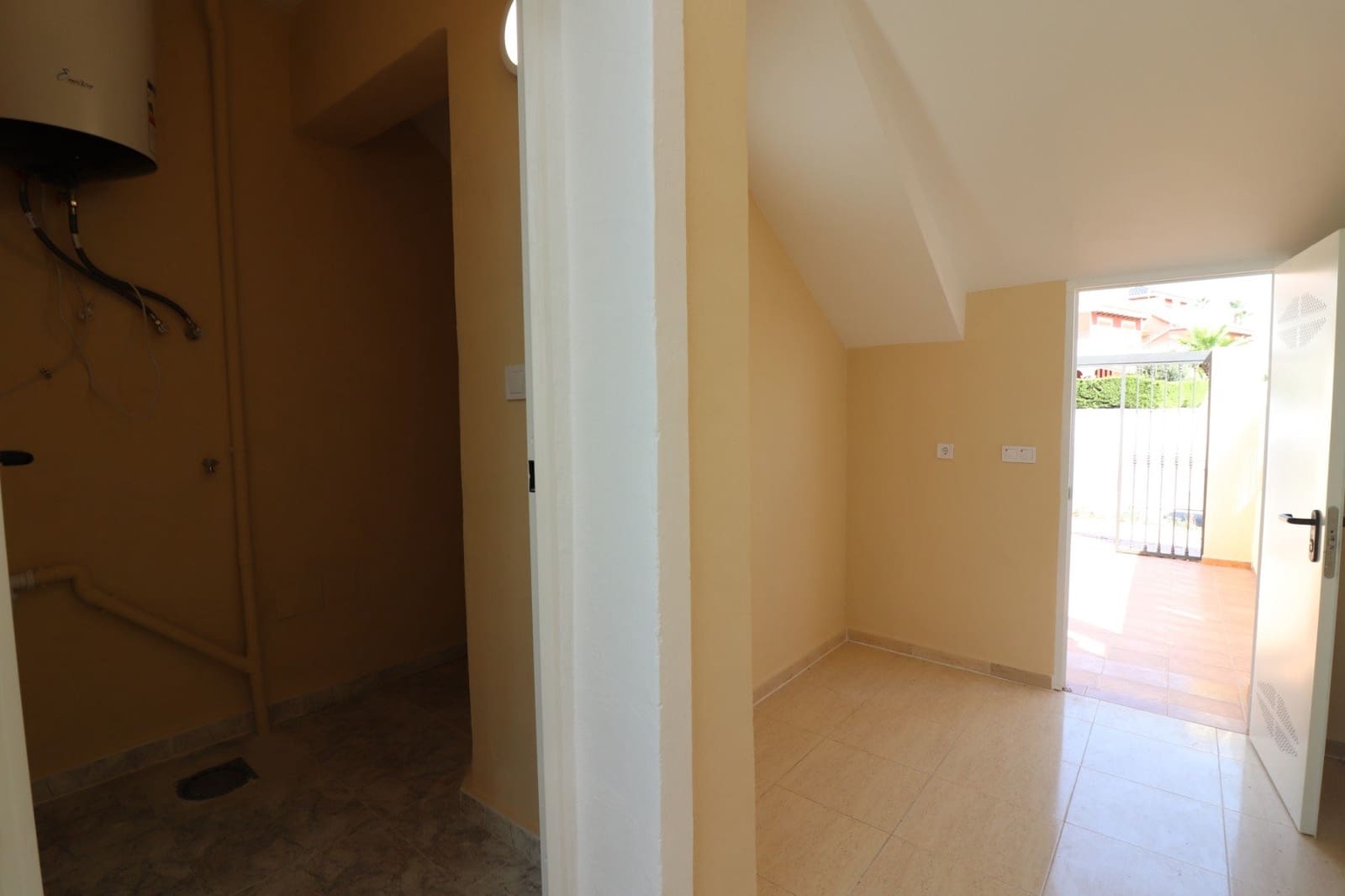 2 Zimmer Apartment zu verkaufen in Orihuela Costa mit Pool - 169.000 € (Ref: 9997589)