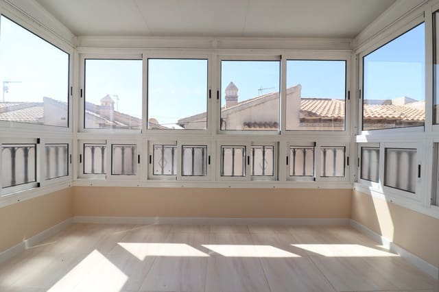 2 Zimmer Apartment zu verkaufen in Punta Prima, Orihuela mit Pool - 169.000 € (Ref: 9997589)