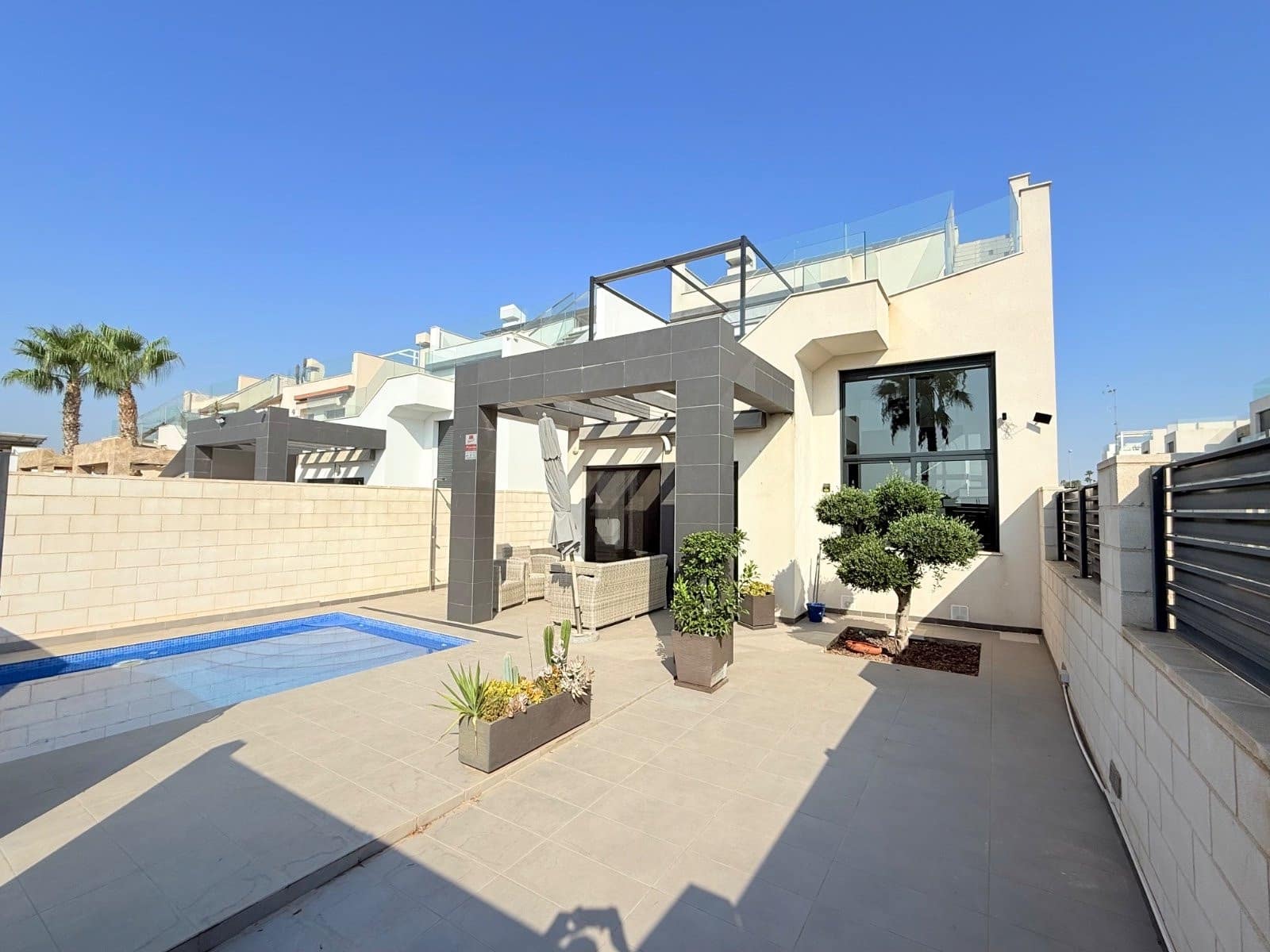 3 quarto Moradia para venda em Ciudad Quesada com piscina garagem - 399 000 € (Ref: 9997590)