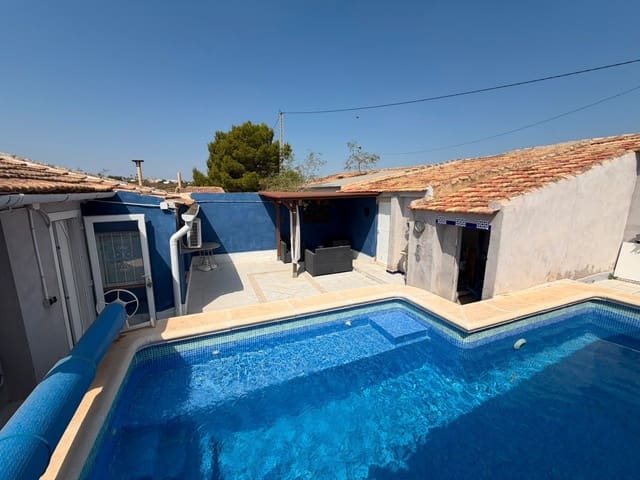 5 bedroom Villa for sale in Torremendo, Orihuela with pool garage - € 235,000 (Ref: 9997591)