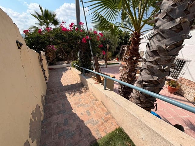 5 bedroom Villa for sale in Torremendo, Orihuela with pool garage - € 235,000 (Ref: 9997591)