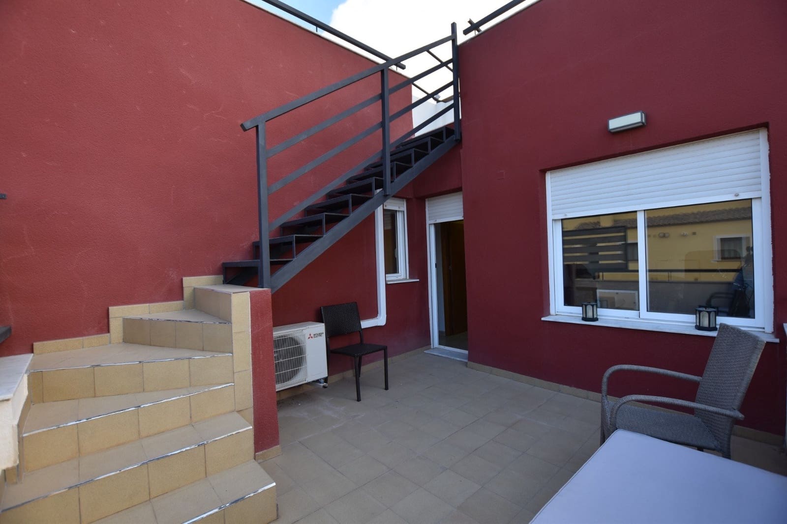 3 bedroom Villa for sale in Algorfa with garage - € 287,950 (Ref: 9997595)