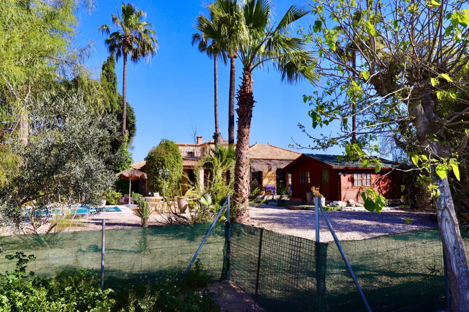 Chalet de 6 habitaciones en Rojales en venta con piscina garaje - 599.000 € (Ref: 9999406)