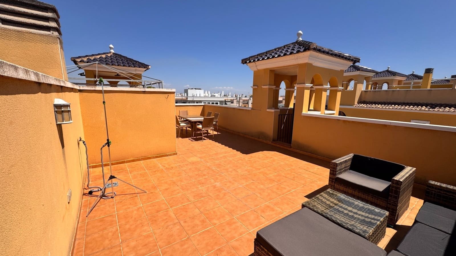 2 Zimmer Apartment zu verkaufen in Algorfa mit Pool Garage - 136.000 € (Ref: 9999407)