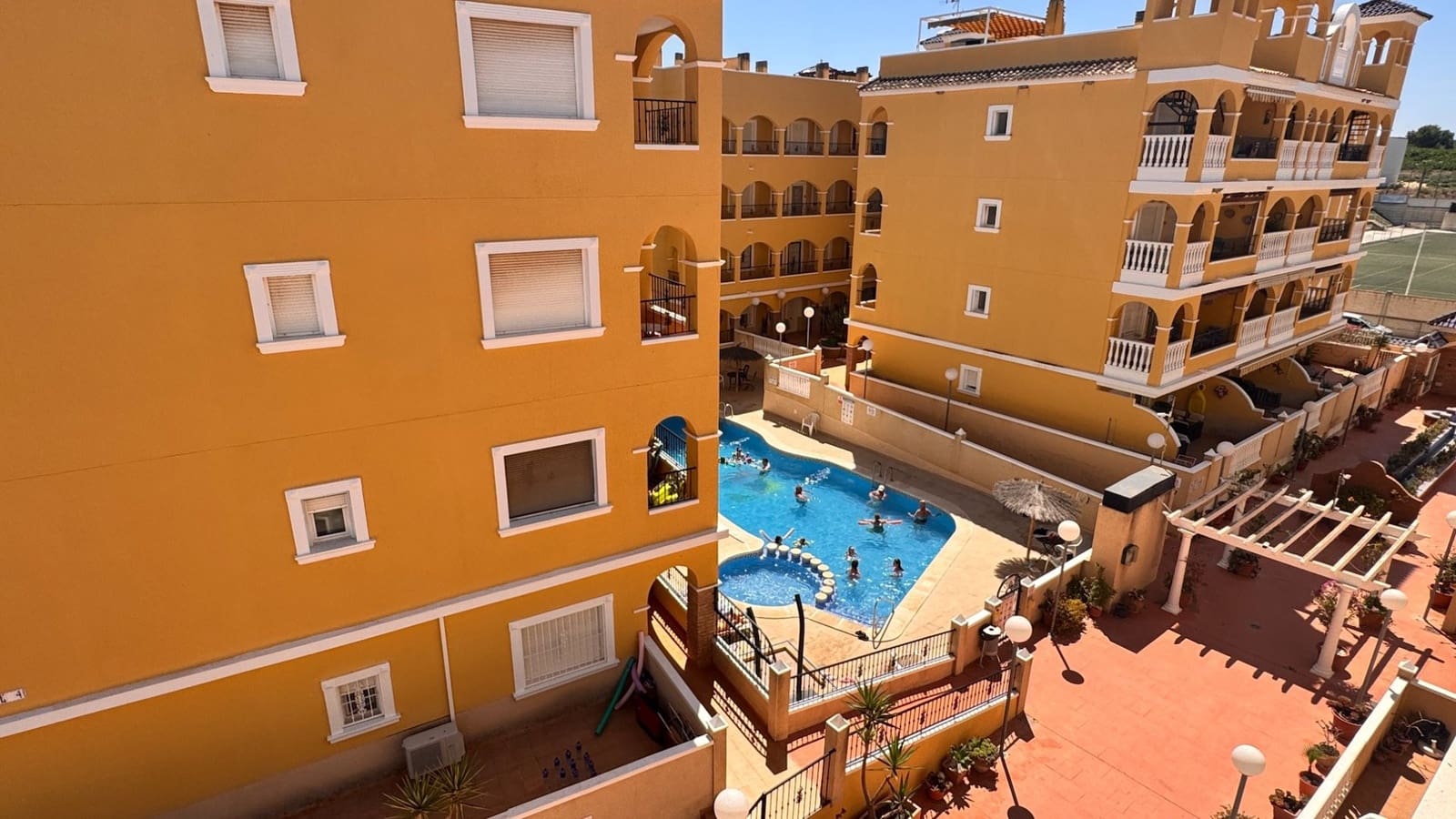 2 Zimmer Apartment zu verkaufen in Algorfa mit Pool Garage - 136.000 € (Ref: 9999407)