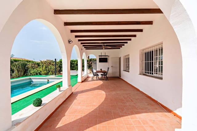 7 sovrum Villa till salu i Aguadulce (Almeria), Roquetas de Mar med pool garage - 675 000 € (Ref: 10043044)