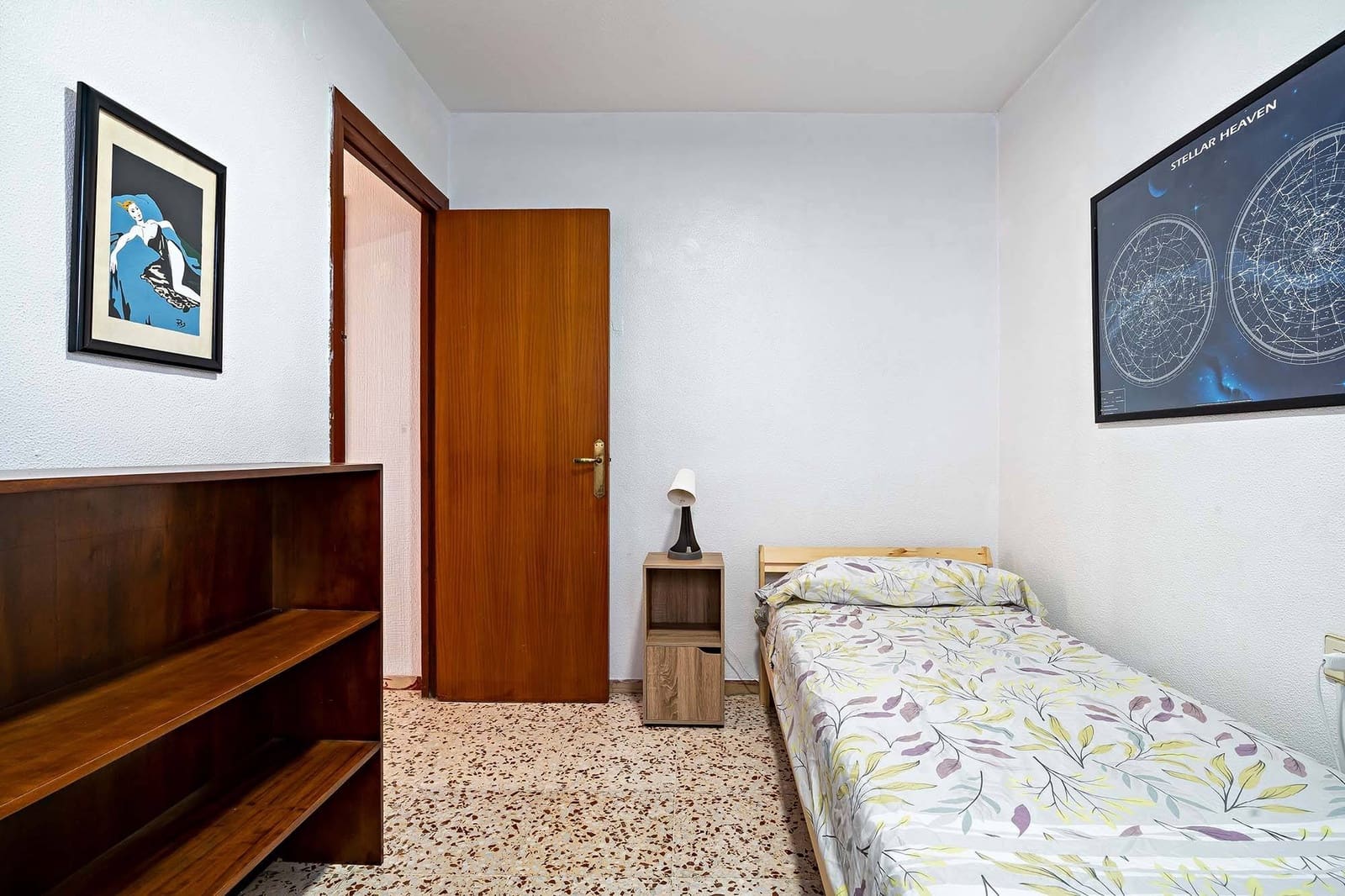 3 soveværelse Lejlighed til leje i Almeria by - € 800 (Ref: 10059158)