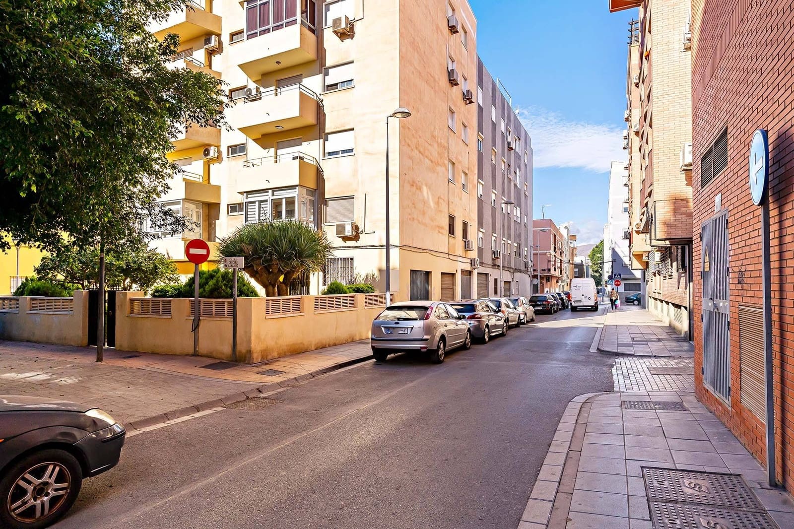 3 soveværelse Lejlighed til leje i Almeria by - € 800 (Ref: 10059158)