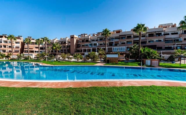 1 sovrum Lägenhet till salu i Almería stad med pool garage - 195 000 € (Ref: 10062284)