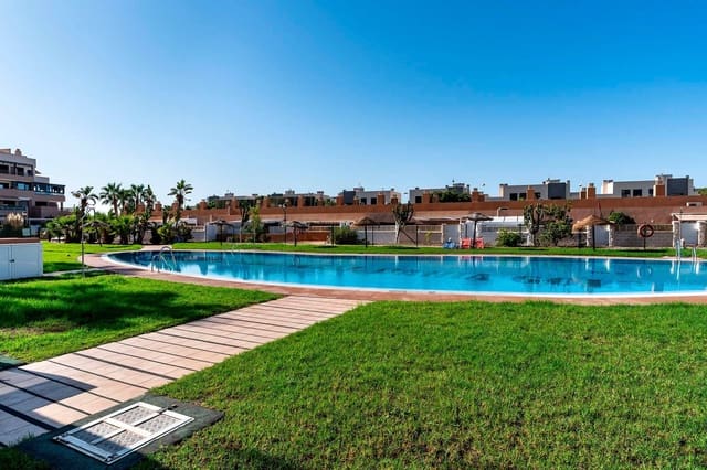 1 sovrum Lägenhet till salu i Almería stad med pool garage - 195 000 € (Ref: 10062284)