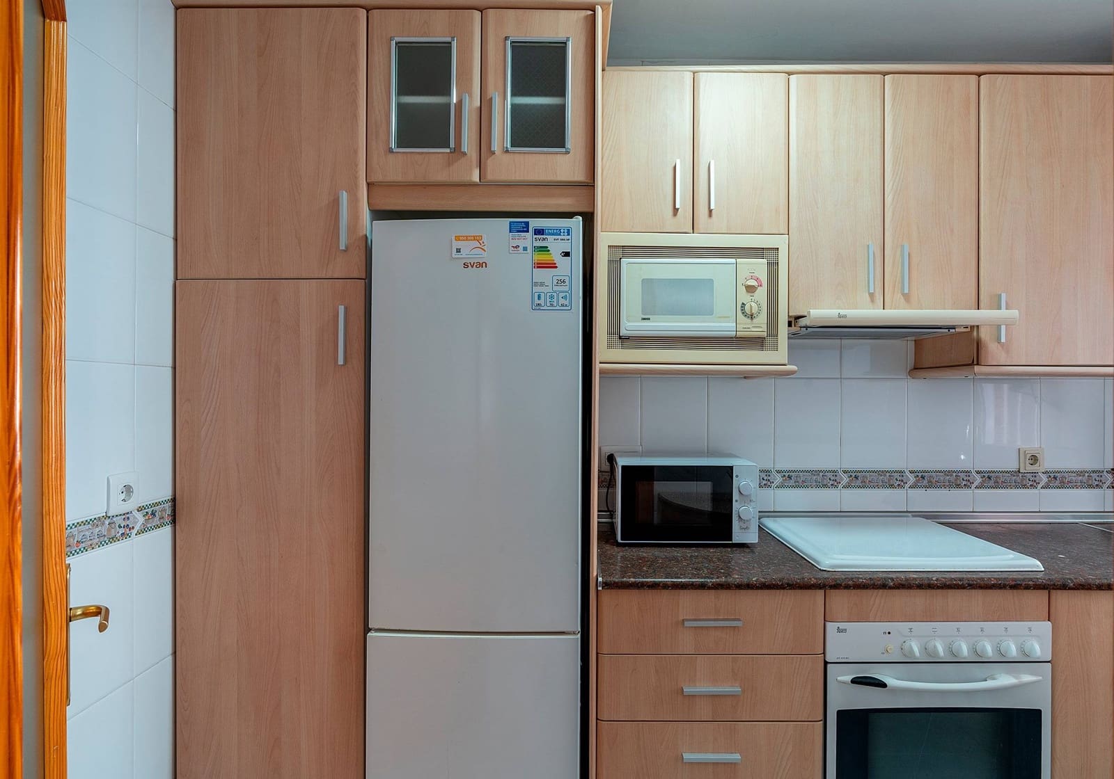 2 slaapkamer Flat te koop in Roquetas de Mar met zwembad garage - € 164.000 (Ref: 10089731)