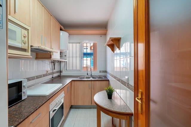 2 slaapkamer Flat te koop in Roquetas de Mar met zwembad garage - € 164.000 (Ref: 10089731)