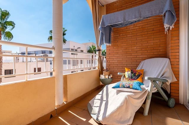 2 slaapkamer Flat te koop in Roquetas de Mar met zwembad garage - € 164.000 (Ref: 10089731)