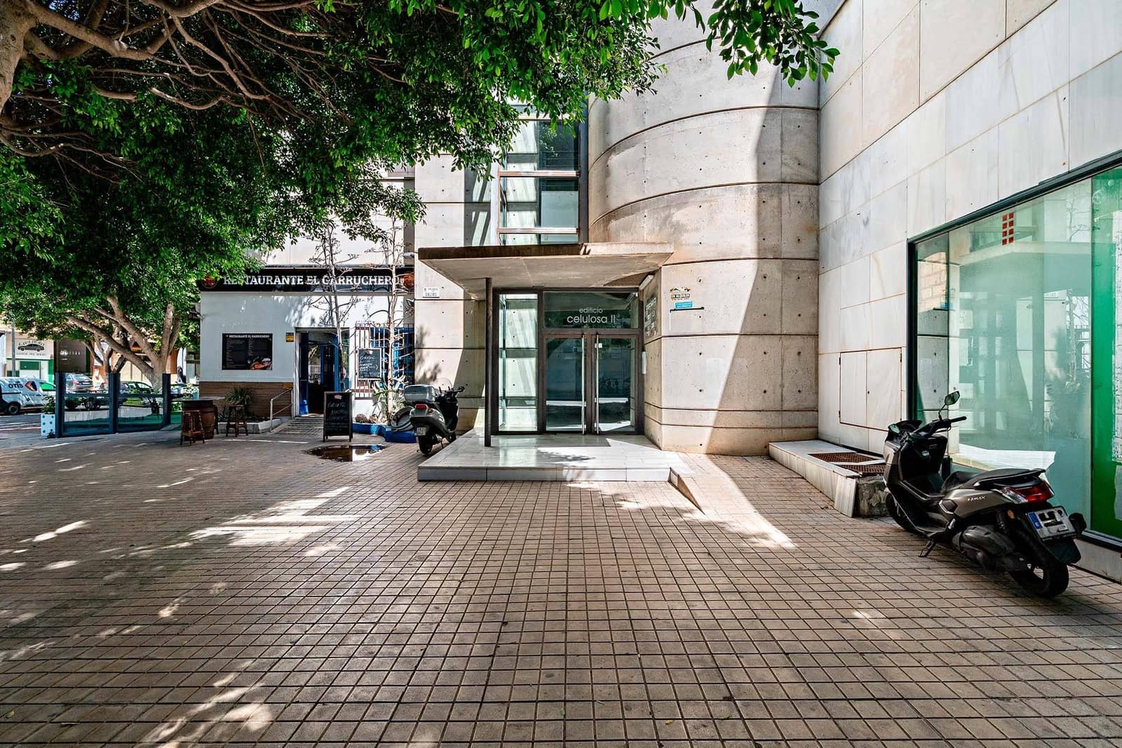 Office for rent in Almeria city - € 780 (Ref: 10094696)