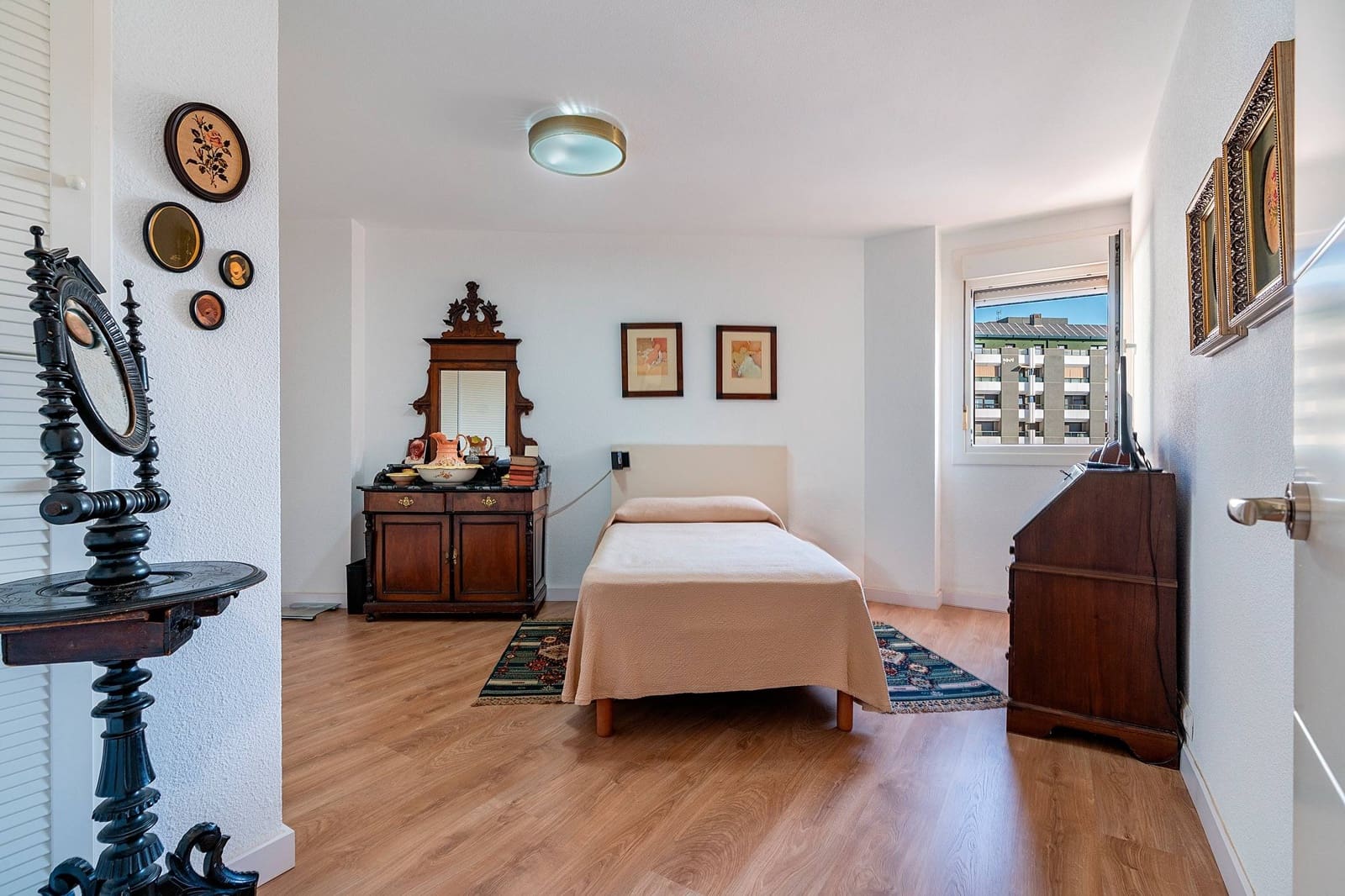 3 slaapkamer Flat te koop in Almeria stad met garage - € 380.000 (Ref: 10098435)