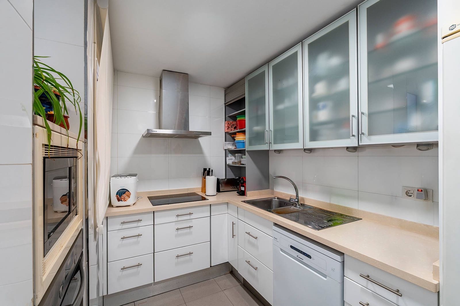 3 slaapkamer Flat te koop in Almeria stad met garage - € 380.000 (Ref: 10098435)