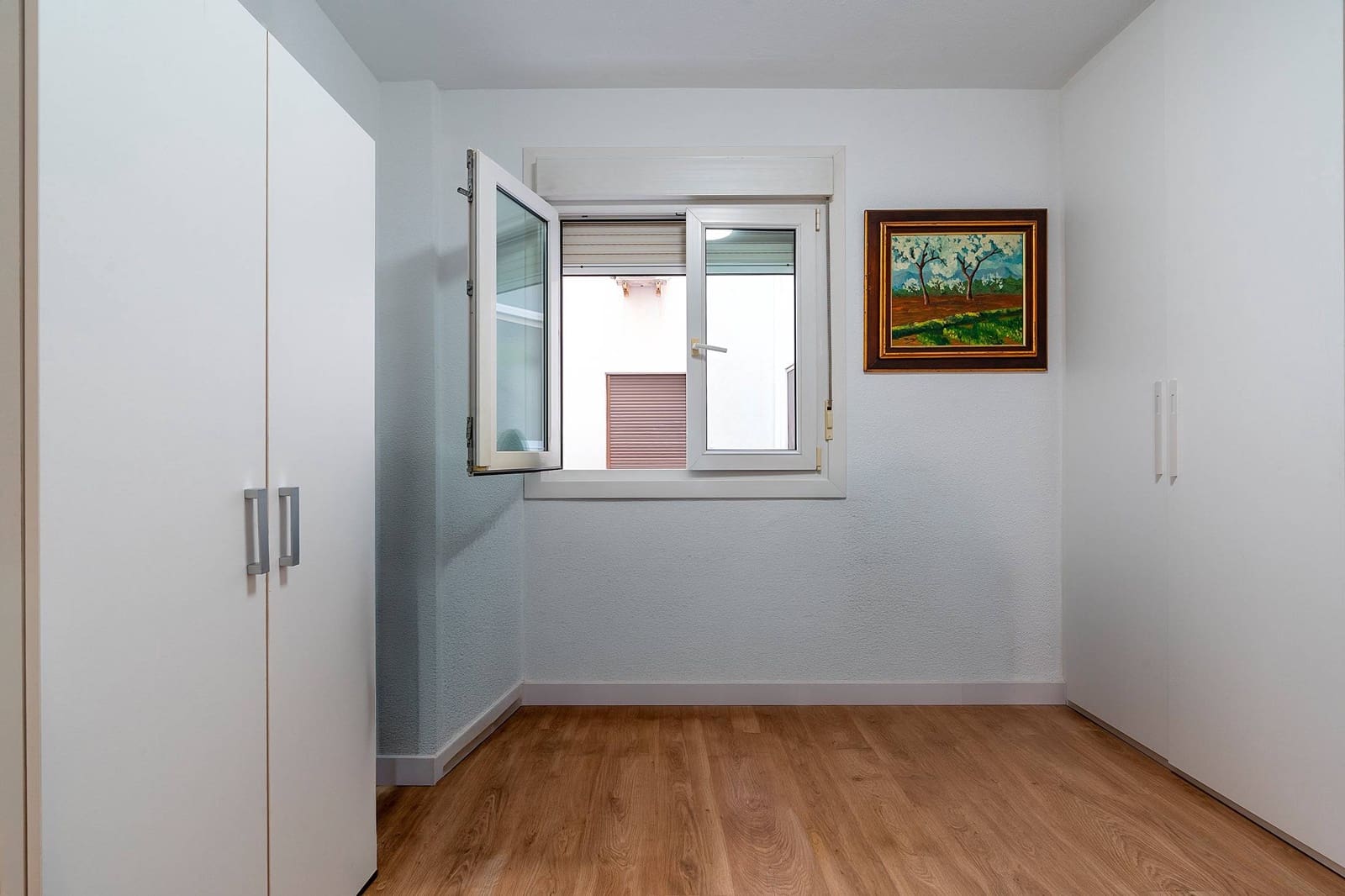 3 slaapkamer Flat te koop in Almeria stad met garage - € 380.000 (Ref: 10098435)