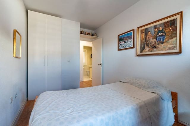 3 slaapkamer Flat te koop in Almería stad met garage - € 380.000 (Ref: 10098435)