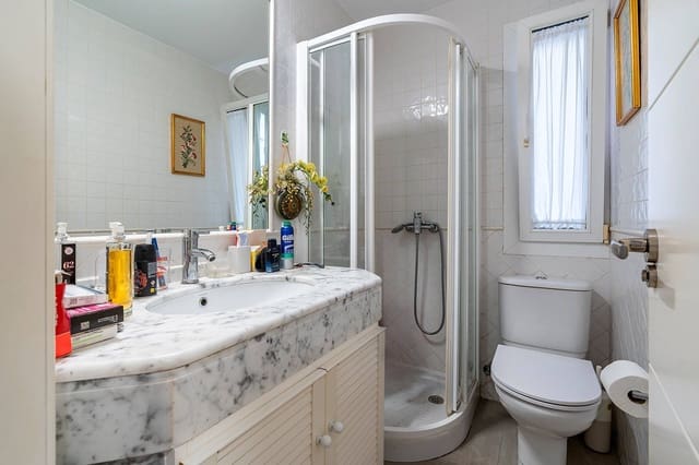 3 slaapkamer Flat te koop in Almería stad met garage - € 380.000 (Ref: 10098435)