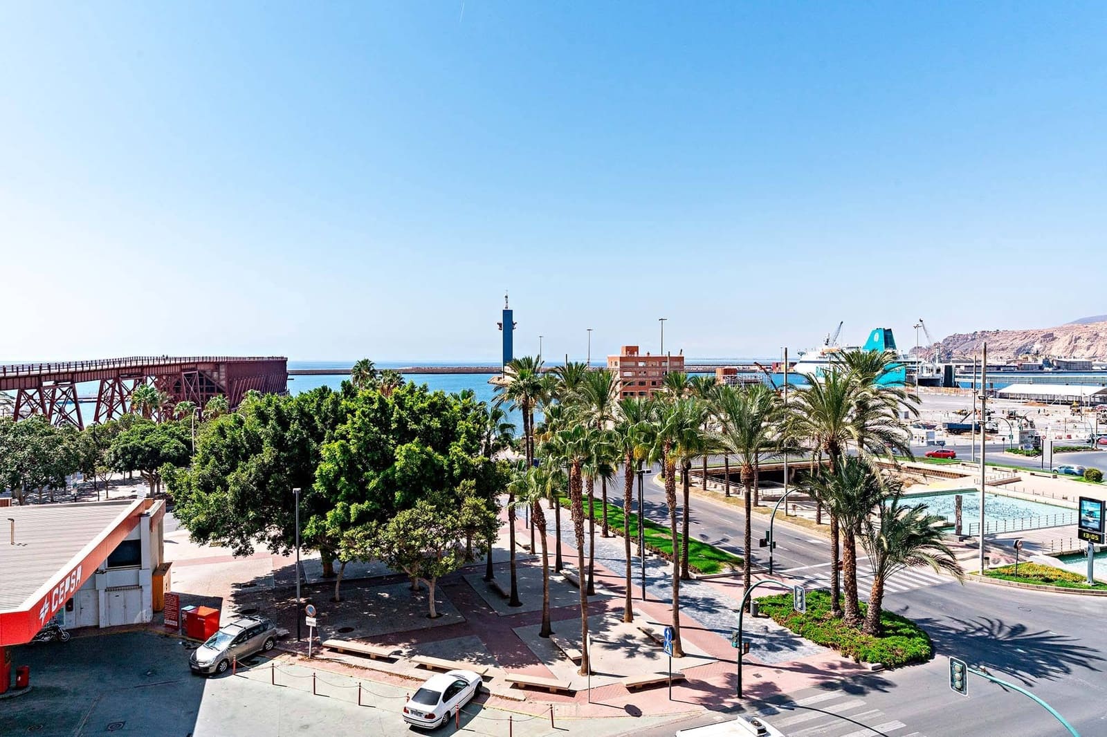 3 slaapkamer Flat te koop in Almeria stad met garage - € 380.000 (Ref: 10098435)