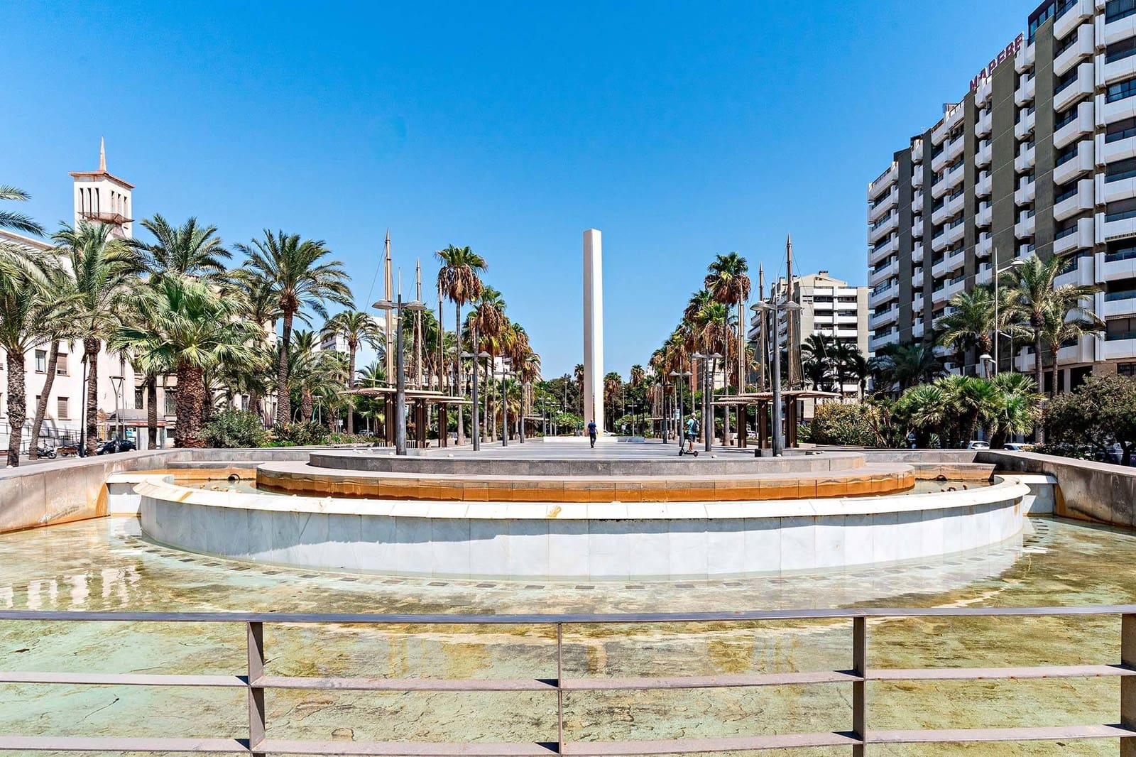 3 slaapkamer Flat te koop in Almeria stad met garage - € 380.000 (Ref: 10098435)