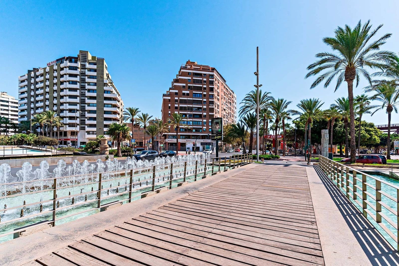 3 slaapkamer Flat te koop in Almeria stad met garage - € 380.000 (Ref: 10098435)