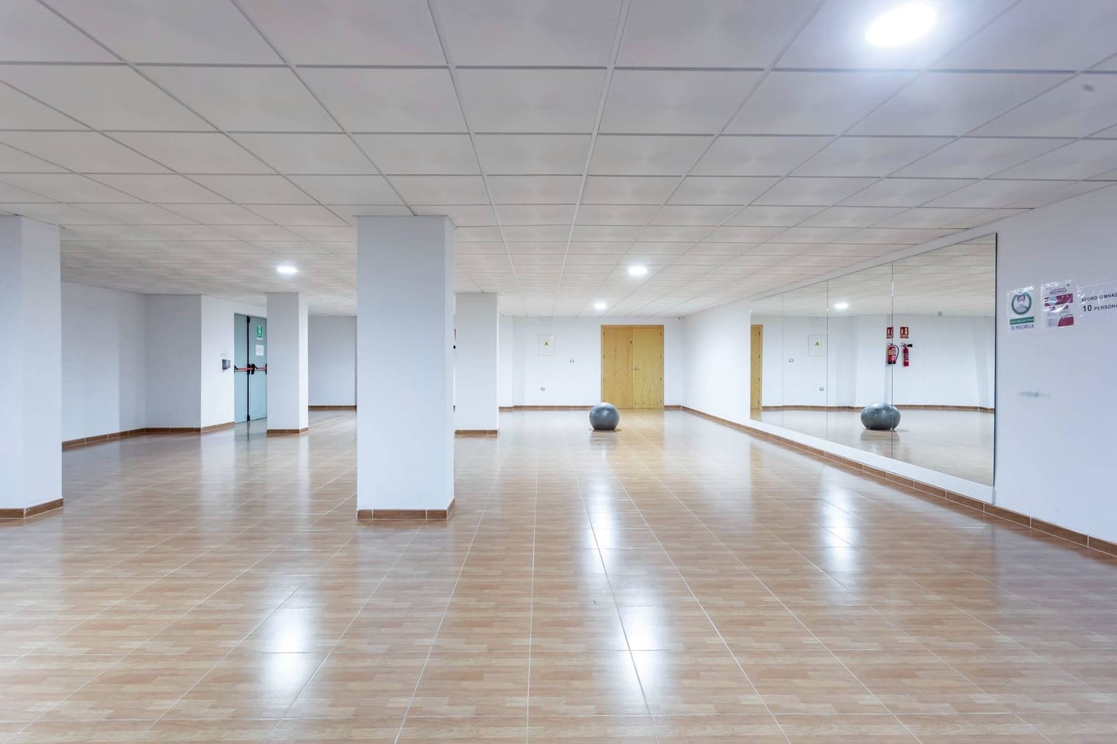 2 bedroom Flat for sale in La Envia Golf with pool garage - € 175,000 (Ref: 10100463)