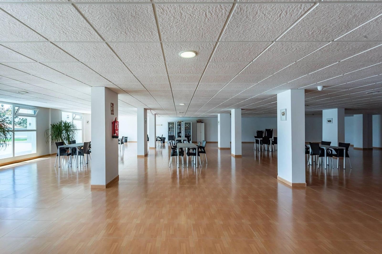 2 bedroom Flat for sale in La Envia Golf with pool garage - € 175,000 (Ref: 10100463)