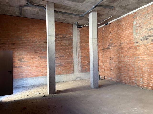 Local Commercial à louer à Almería ville - 600 € (Ref: 10109699)