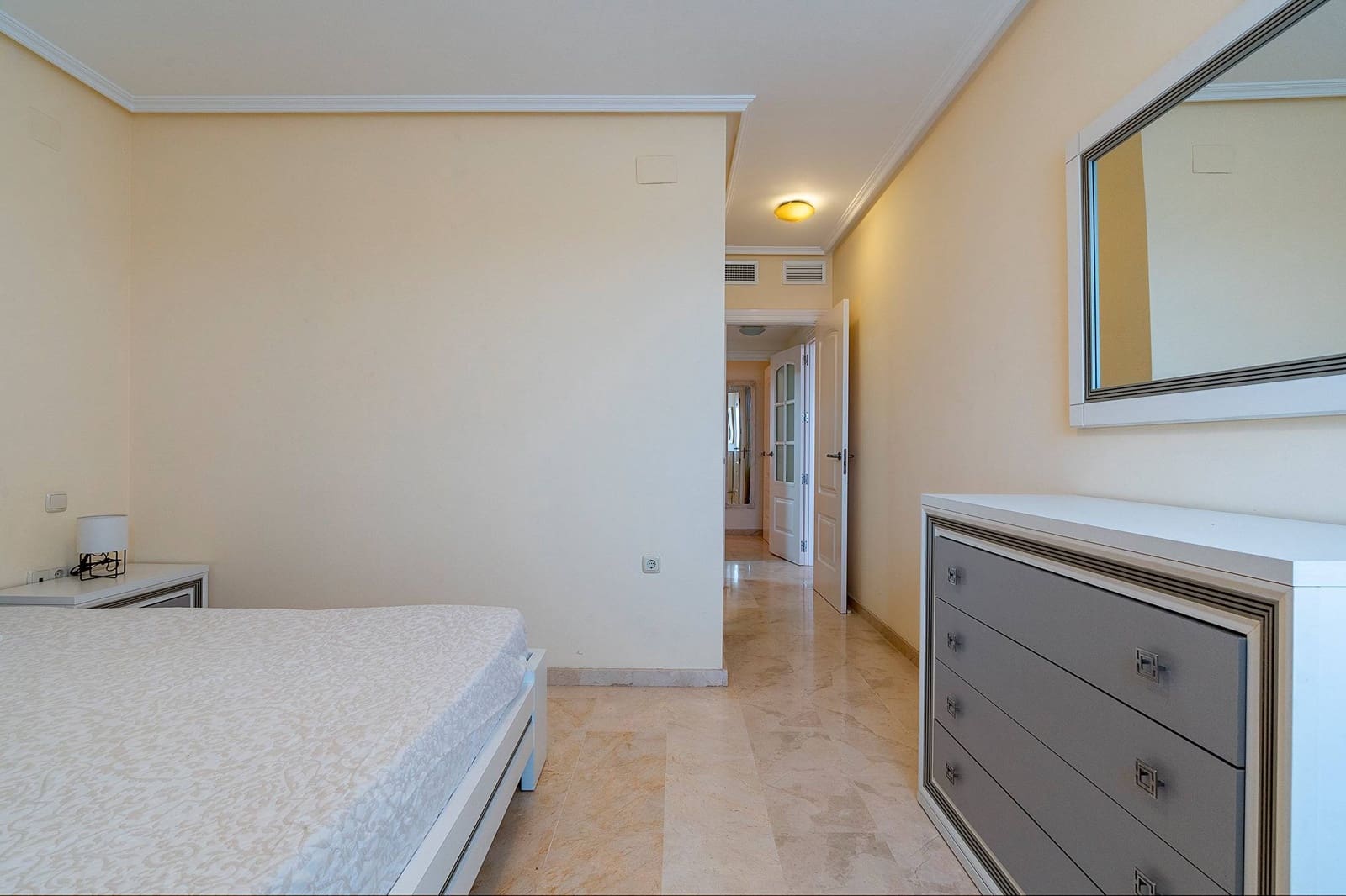 2 quarto Apartamento para arrendar em Roquetas de Mar com piscina garagem - 765 € (Ref: 10120226)