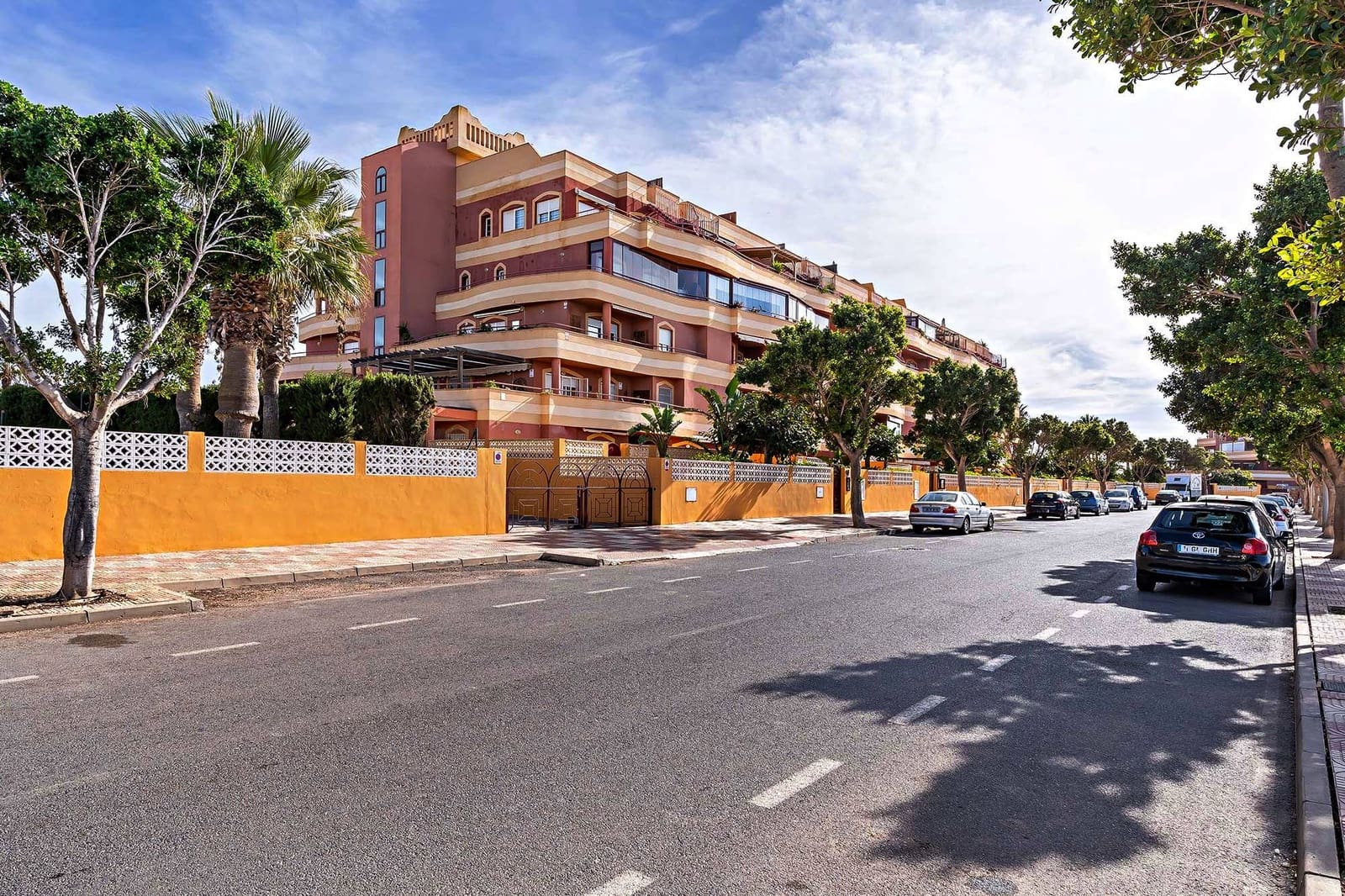 2 quarto Apartamento para arrendar em Roquetas de Mar com piscina garagem - 765 € (Ref: 10120226)