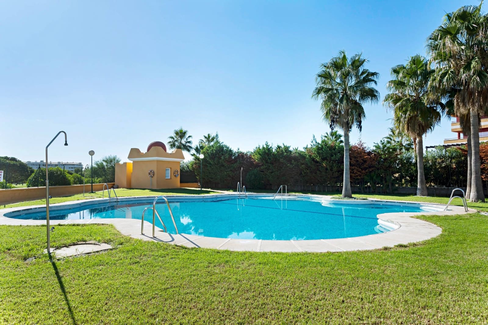 2 quarto Apartamento para arrendar em Roquetas de Mar com piscina garagem - 765 € (Ref: 10120226)