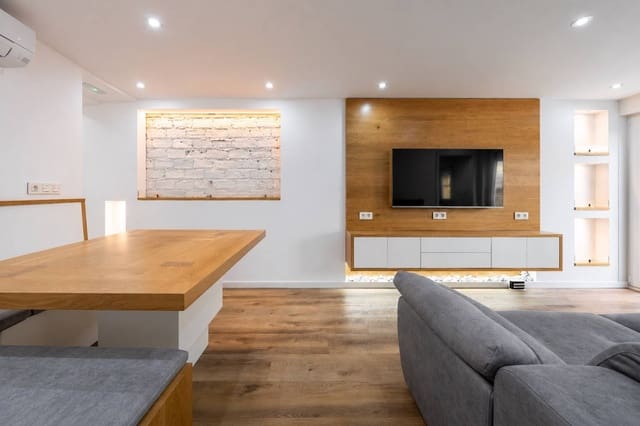 3 chambre Appartement à vendre à Almería ville - 179 000 € (Ref: 10139742)