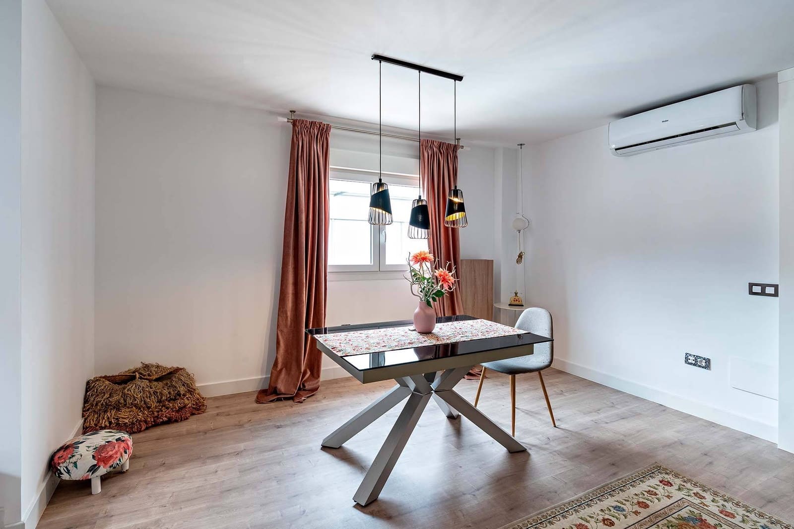 3 soveværelse Rækkehus til leje i Roquetas de Mar med swimmingpool garage - € 1.300 (Ref: 10147147)