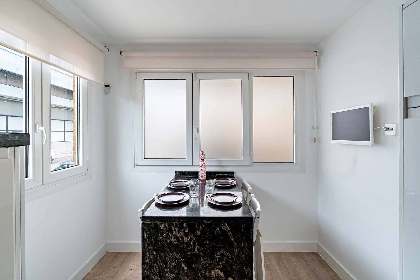 3 soveværelse Rækkehus til leje i Roquetas de Mar med swimmingpool garage - € 1.300 (Ref: 10147147)