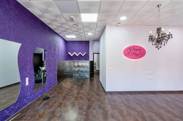 Commerciale da affittare in Retamar, Almería città - 700 € (Rif: 10180634)