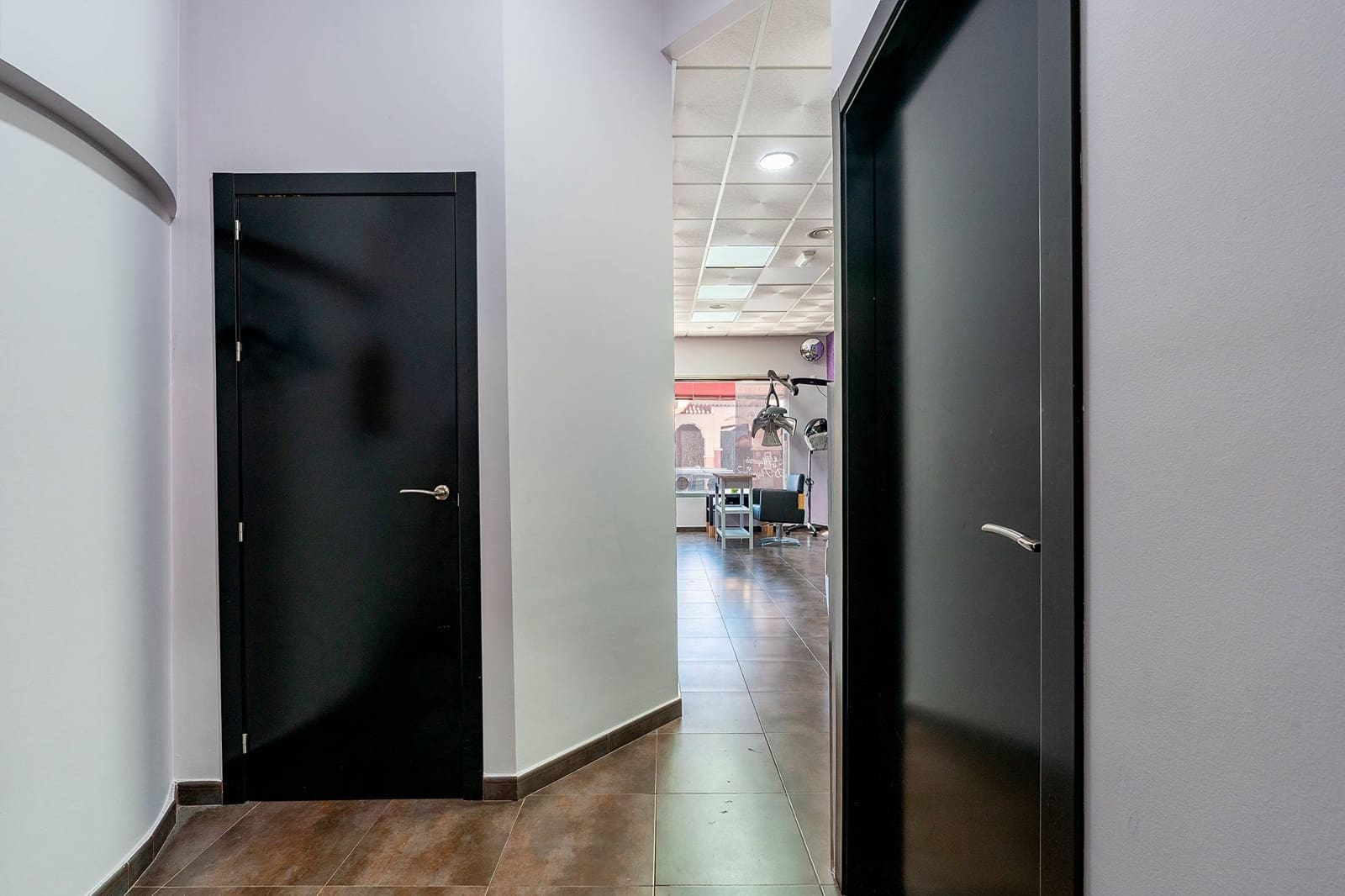 Commerciale da affittare in Retamar - 700 € (Rif: 10180634)