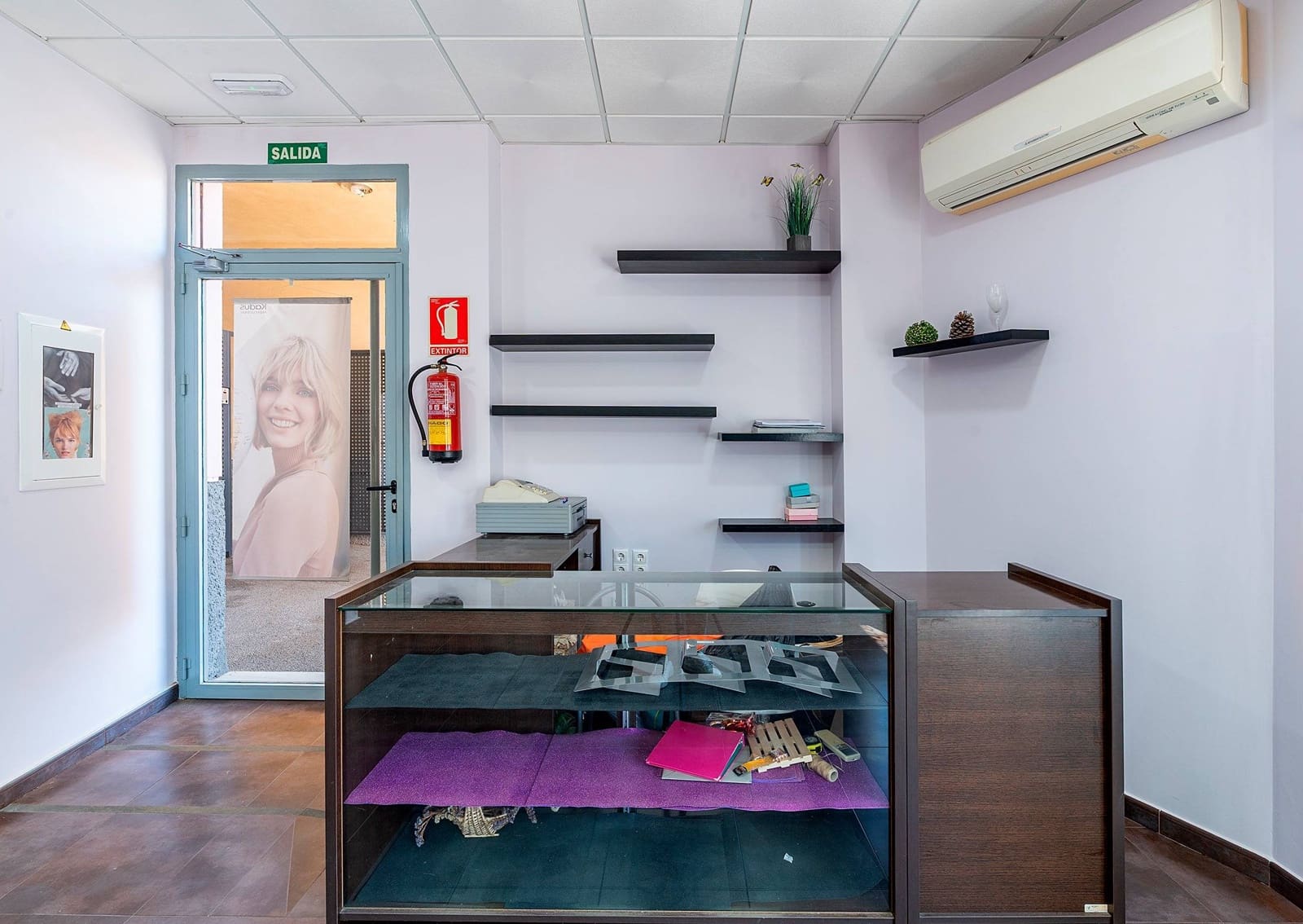 Commerciale da affittare in Retamar - 700 € (Rif: 10180634)