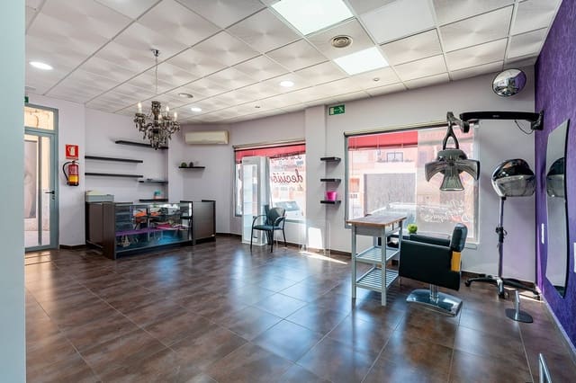 Commerciale da affittare in Retamar, Almería città - 700 € (Rif: 10180634)