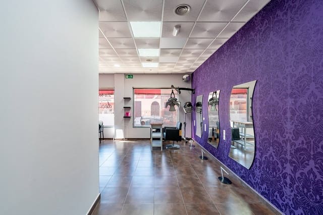 Commerciale da affittare in Retamar, Almería città - 700 € (Rif: 10180634)